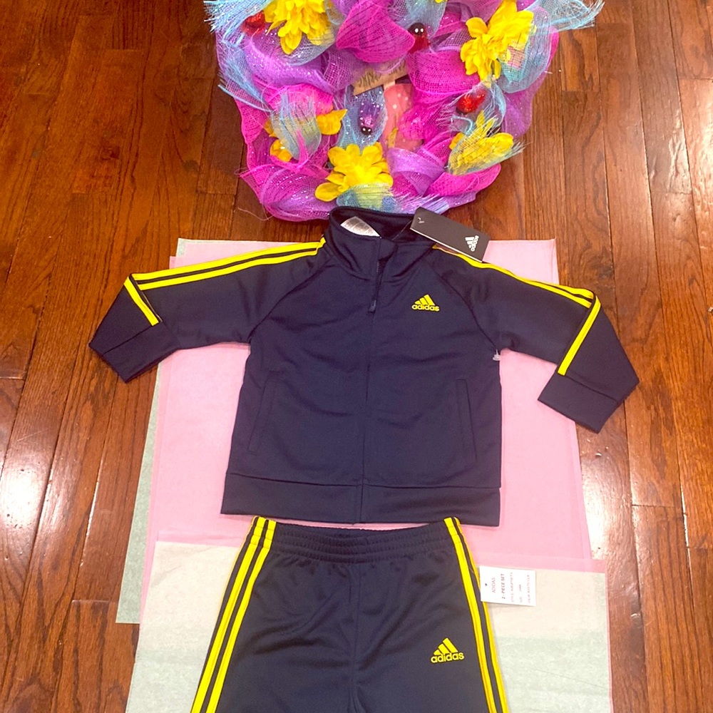 Adidas Tracksuits 💙💛